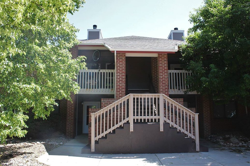 Primary Photo - 1231 W Swallow Rd