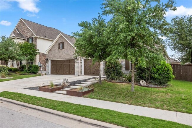 Foto del edificio - 1504 Saddlespur Ln