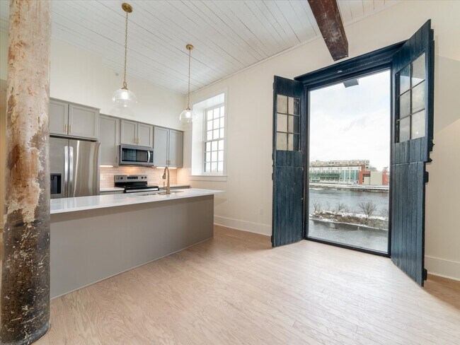 Foto del edificio - Market House Apartments at Old City Hall
