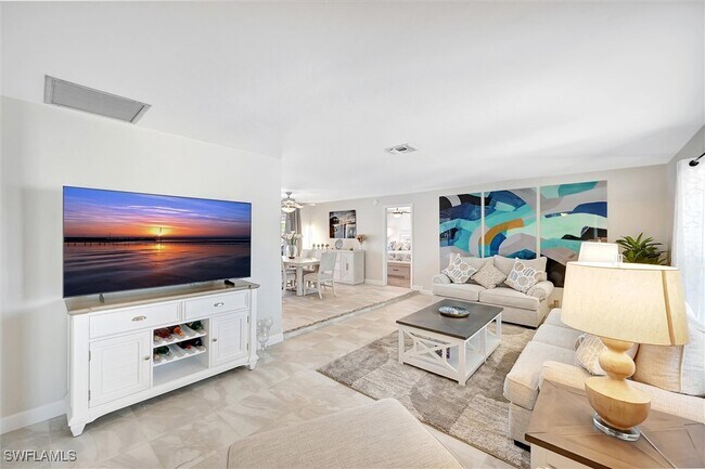 Building Photo - 69 Ocean Dr