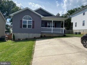 Building Photo - 321 Stickley St