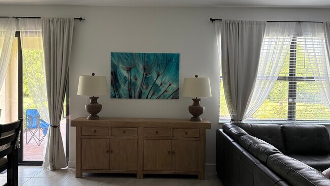 Foto del edificio - 3155 Streng Ln