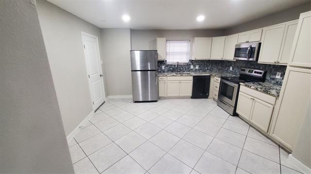 Building Photo - 5125 Cloyce Ct
