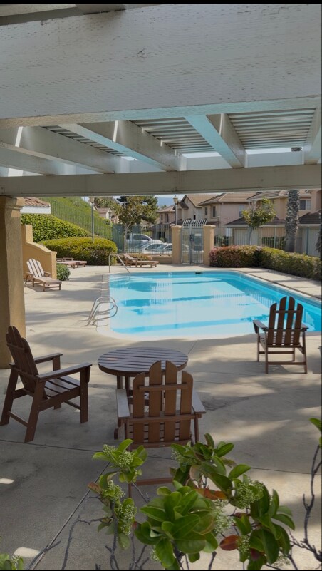 Foto del edificio - 5709 Kensington Pl