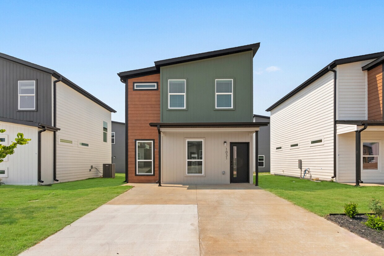 Foto principal - 891 Boardwalk Ave