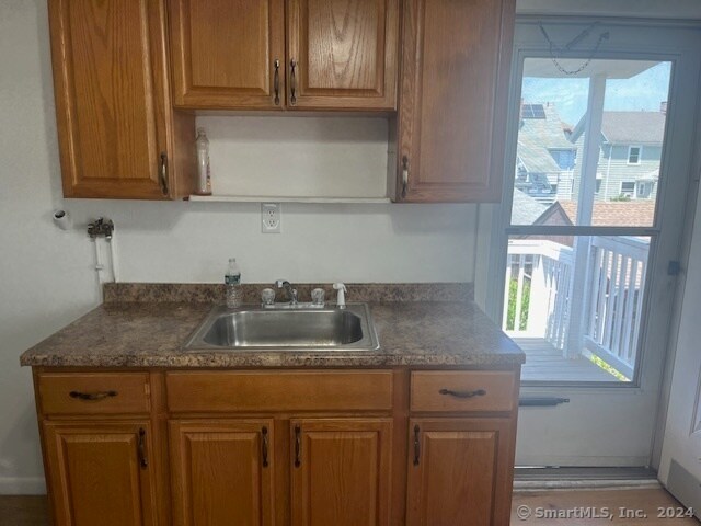 Building Photo - 144 Savoy St