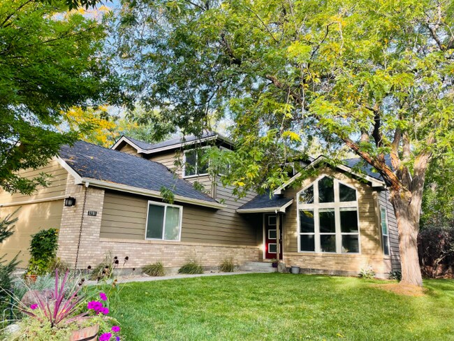 Building Photo - 2761 S Swallowtail Ln