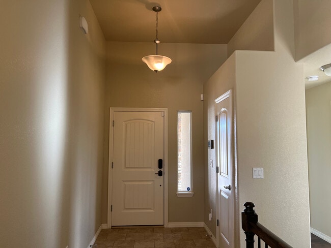 Building Photo - 878 Gold Canyon Rd