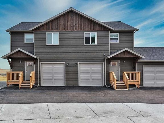 Front - 3294 Cabernet Dr