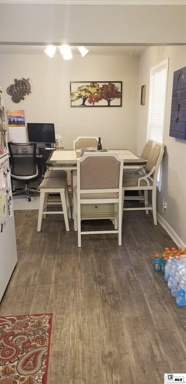 Building Photo - 103 Maridale Dr