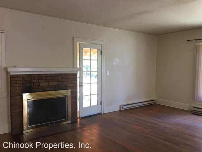 Building Photo - 3 br, 1 bath House - 3333 Storey Blvd.