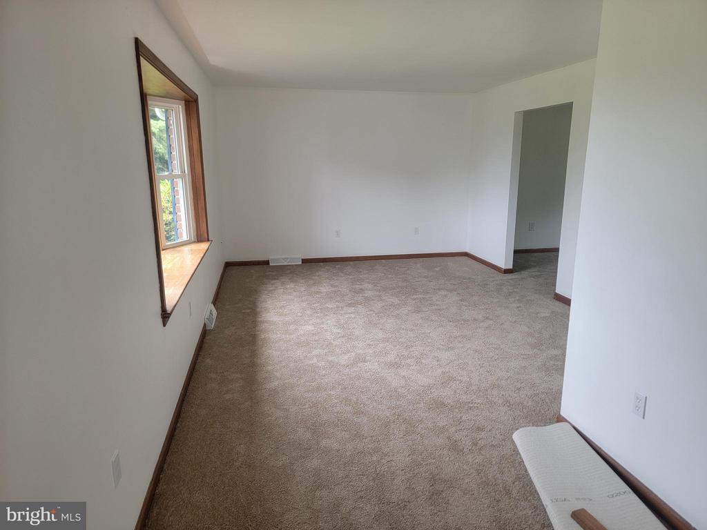 Foto principal - 53 Homestead Ln