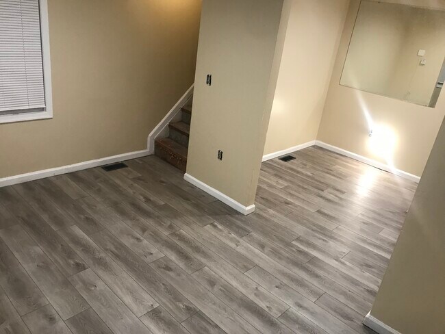 Foto del edificio - 1307 Summerfield Ave