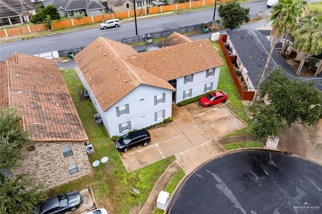 Building Photo - 8 Ulex Ave