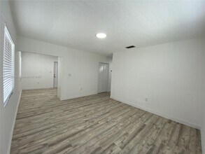 Building Photo - 44 NW 44th St