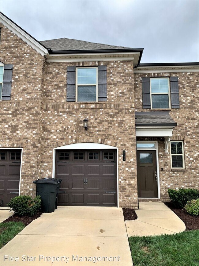Building Photo - 3 br, 2.5 bath House - 3105 Defilade Dr