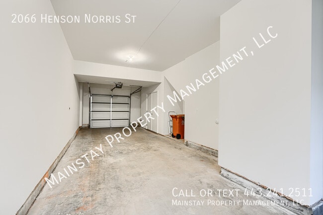 Building Photo - 2066 Henson Norris St