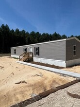 Building Photo - 1016 Evergreen Dr
