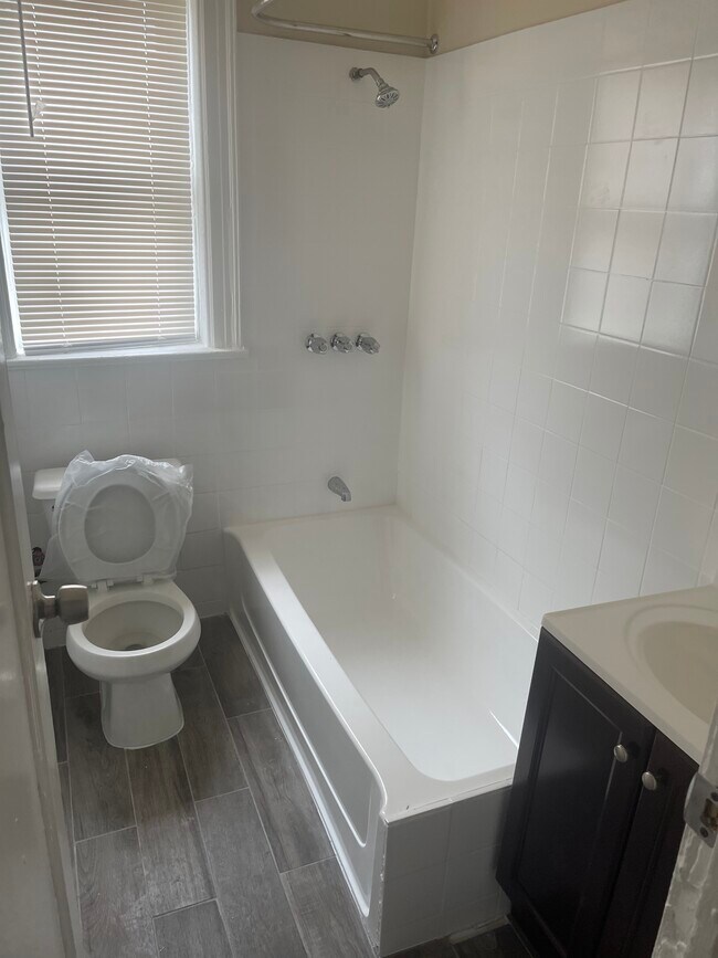 147 Main St, Ridgefield Park, NJ 07660 147 Main St Ridgefield Park