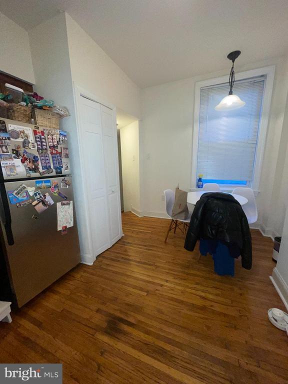 Foto del edificio - 129 S 18th St