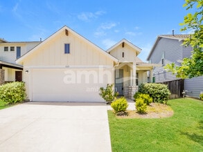 Building Photo - 8105 Cottage Rose Dr