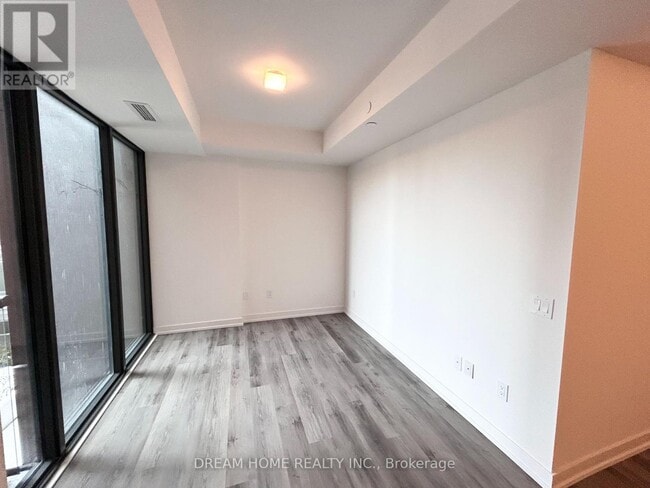 Building Photo - 28 Eastern Ave