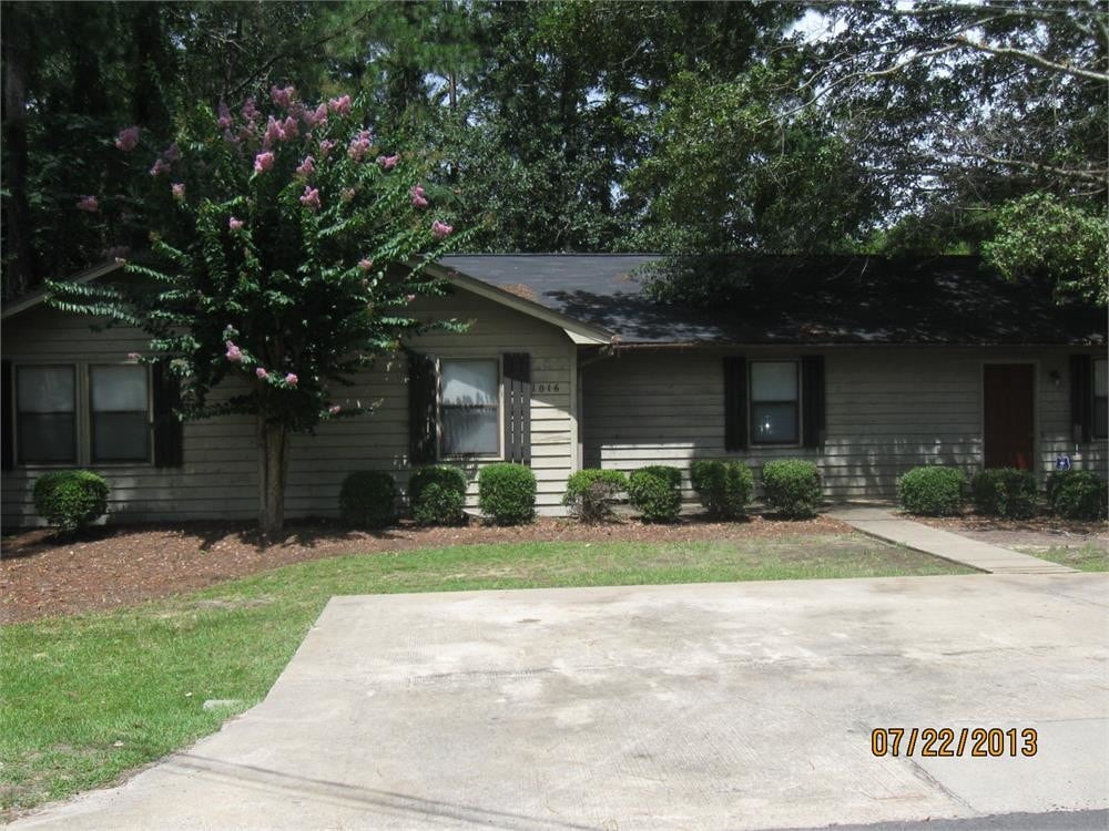 Building Photo - 1016 Goff St