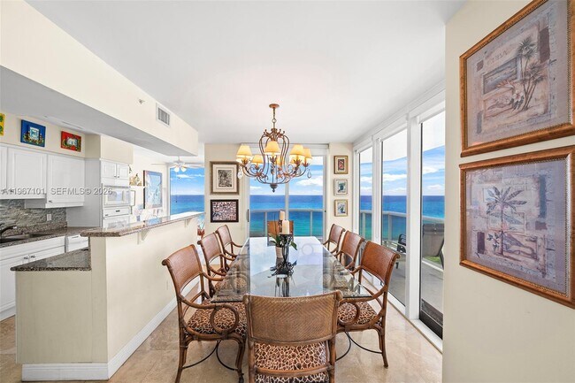 Foto del edificio - 4775 Collins Ave