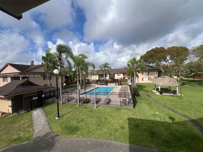 Foto del edificio - 11229 SW 88th St