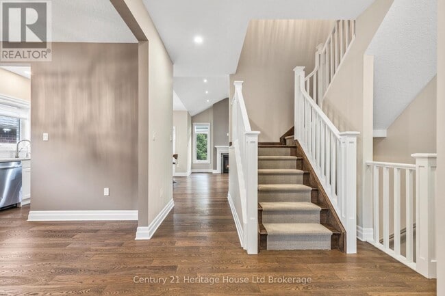 Photo du bâtiment - 1038 Trailsway Ave