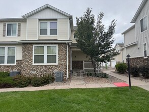 Building Photo - 5902 Chorus Heights