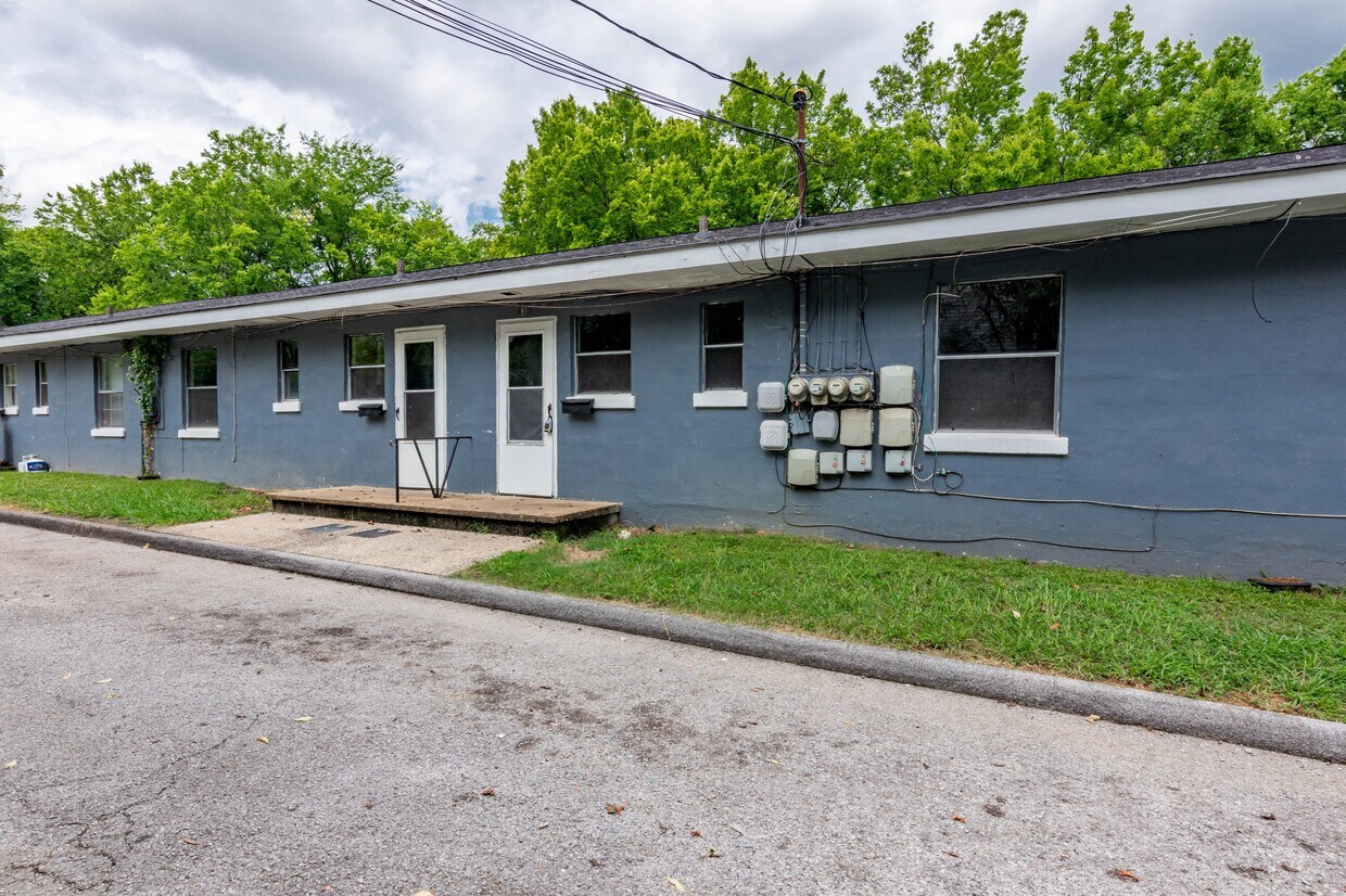 Foto principal - 433 Carver Ln
