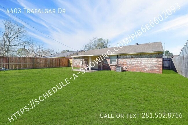 Building Photo - 4403 Trafalgar Dr