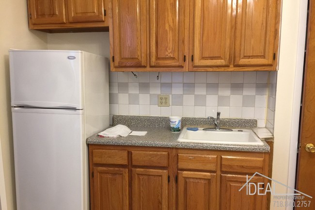 Building Photo - Junior One Bedroom in Park Slope