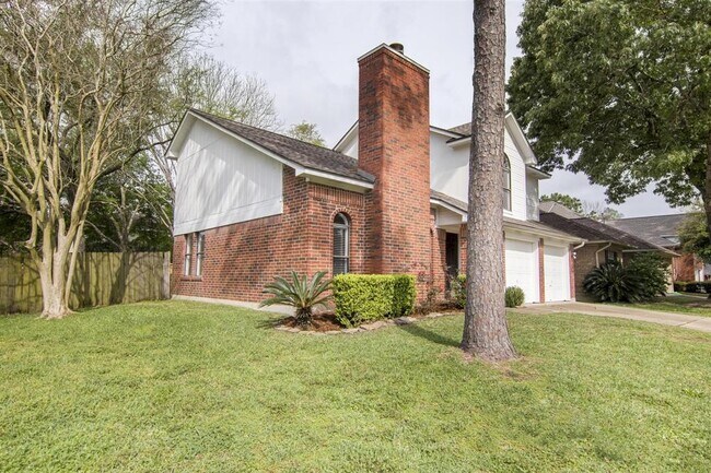 Building Photo - 14650 St Cloud Dr