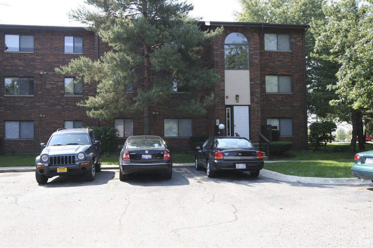 Primary Photo - 724 Inland Dr