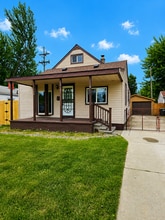 Building Photo - 24641 Beverly Rd