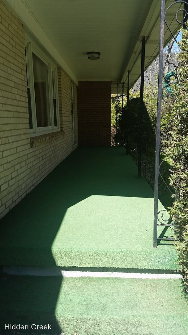 Foto del edificio - 6 br, 2 bath House - 147 Clyde Townsend Road