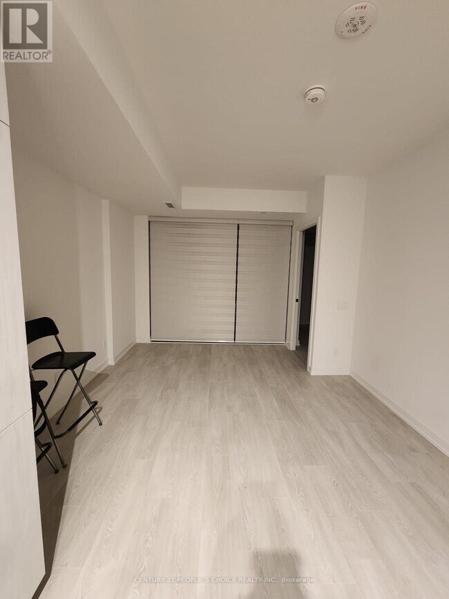 Photo du bâtiment - 35 Parliament St