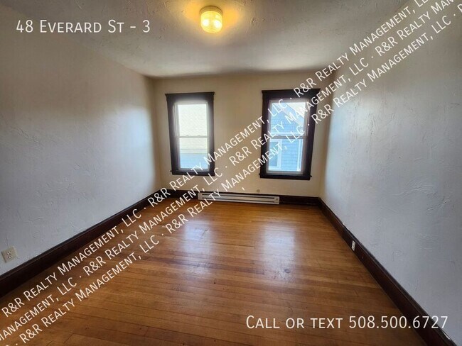 Building Photo - 48 Everard St