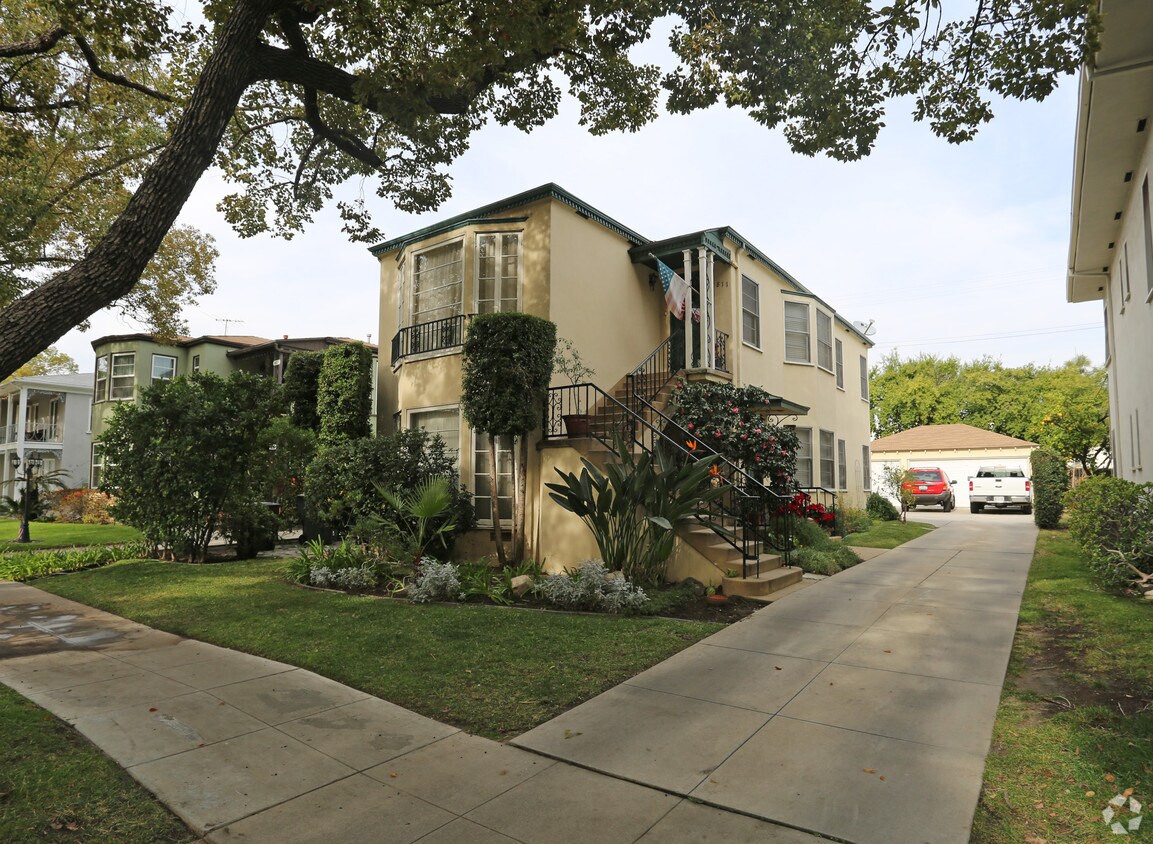 Foto principal - 811 E Doran St