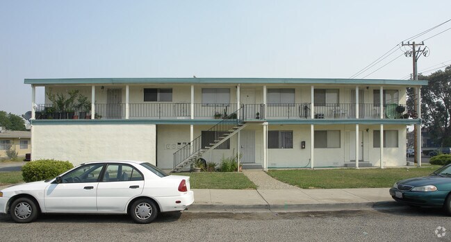 Building Photo - 3601 Fairview Drive