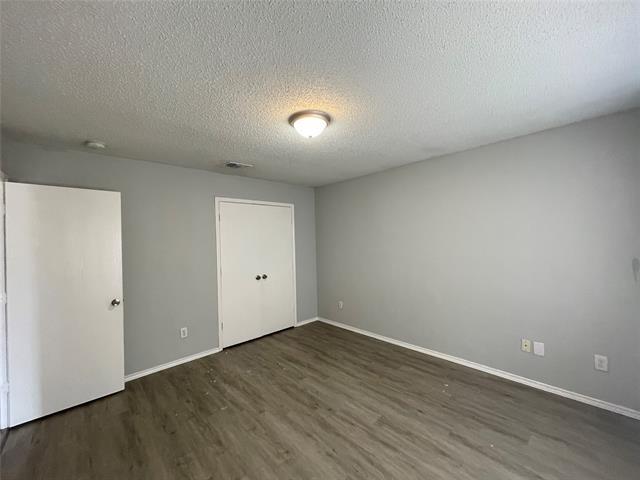 Foto del edificio - 4611 Wedgewood Dr