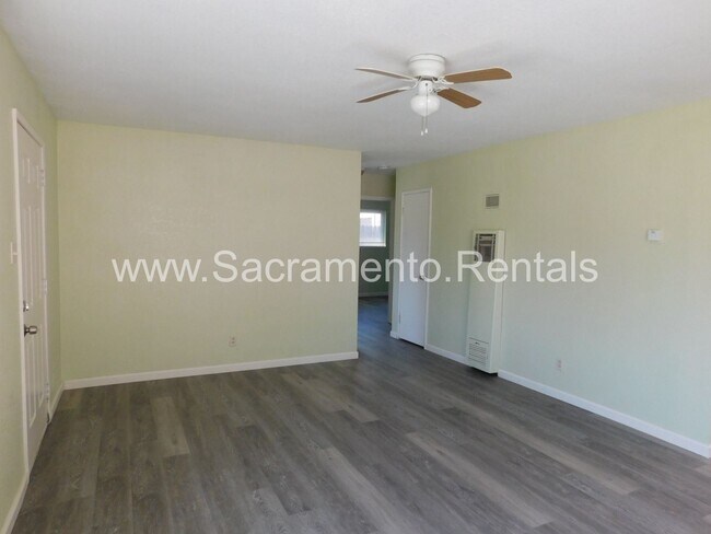 Building Photo - 2 br, 1 bath House - 3019 32nd Avenue