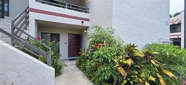 Foto del edificio - 20125 NE 3rd Ct