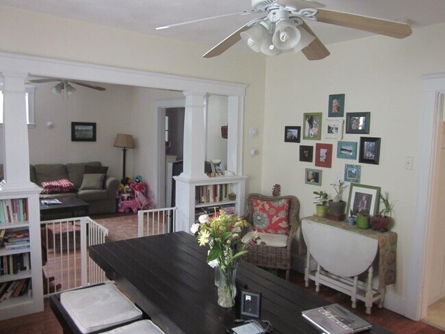 Foto del edificio - 79-81 Curtis Ave