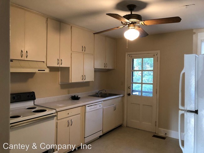 Foto del edificio - 1424 McArthur Ave