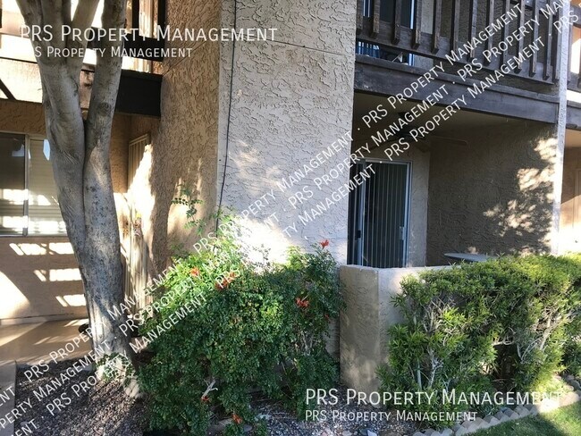 Foto del edificio - 520 N Stapley Dr