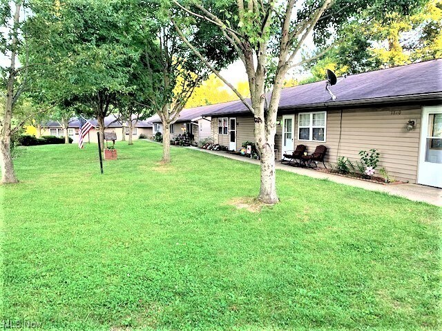 Primary Photo - 1820 Adams Ln