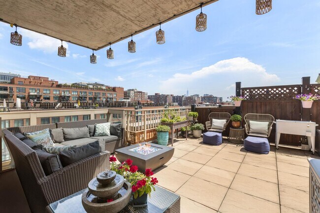 Foto del edificio - 1450 Washington St